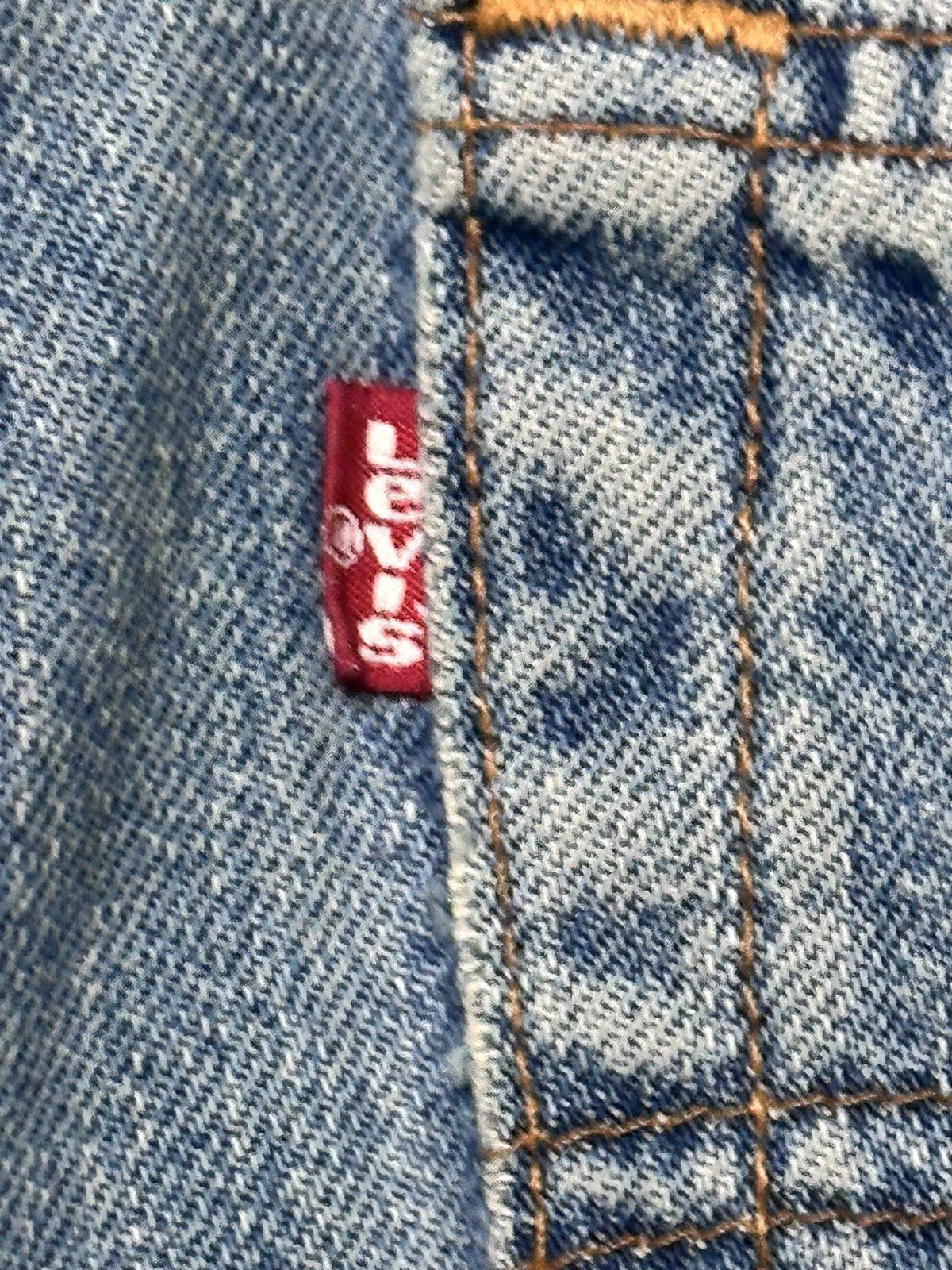 Levi's Vintage Levi’s 501 Original Straight Leg Jeans With Bluewash Size US 30 / EU 46 - 9 Thumbnail