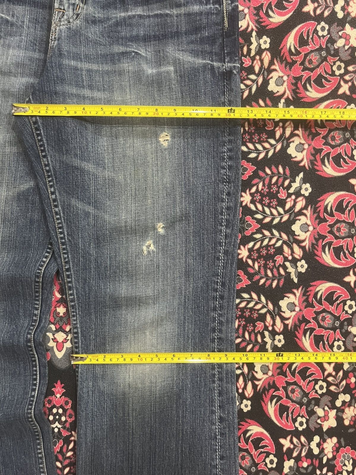 American Eagle Outfitters Vintage American Eagle Outfitters Distressed Bootcut Jeans Size US 32 / EU 48 - 14 Thumbnail