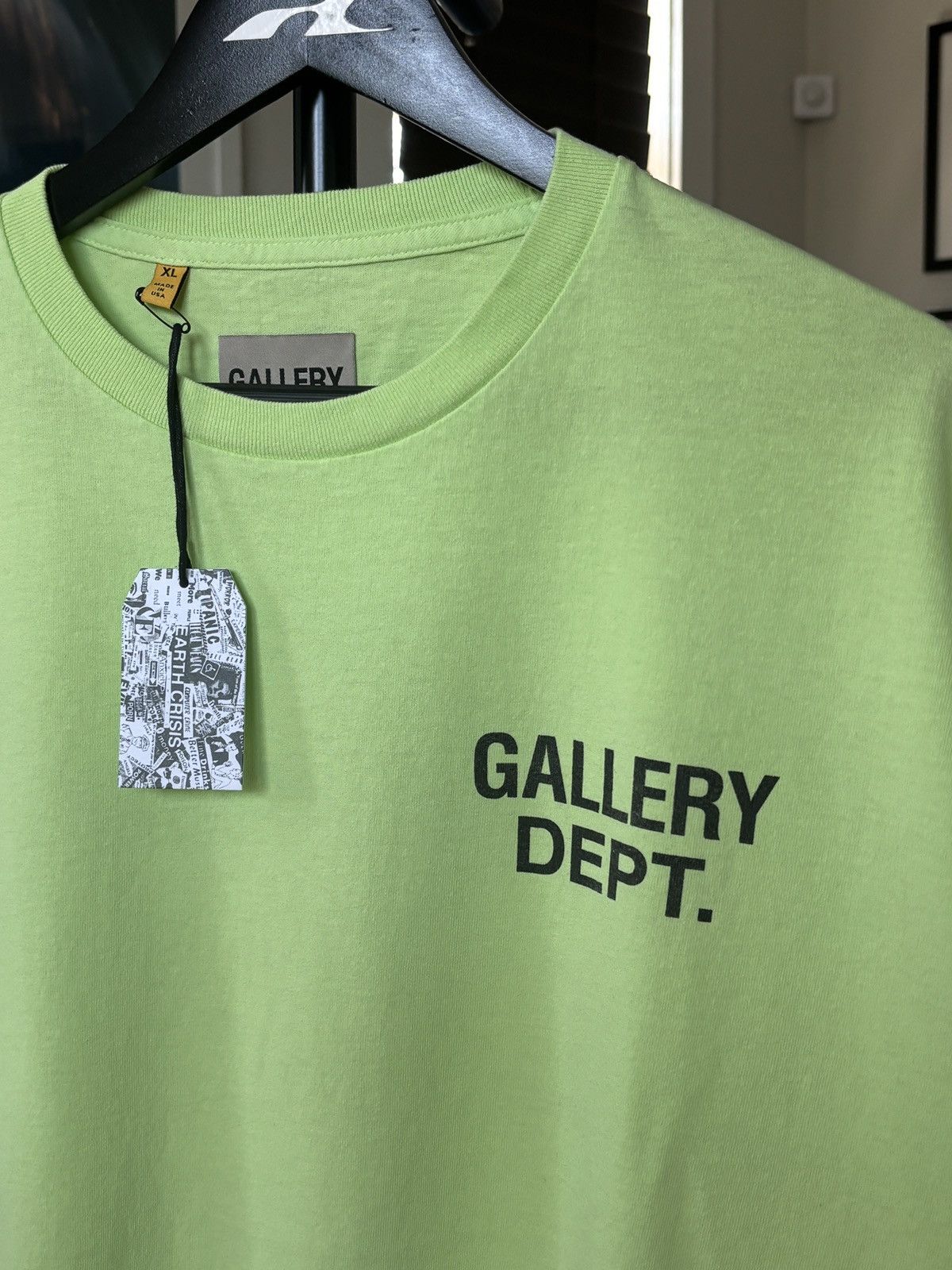 Gallery Dept. NEW | NEON GREEN | GALLERY DEPT LOGO TEE Size US XL / EU 56 / 4 - 3 Thumbnail