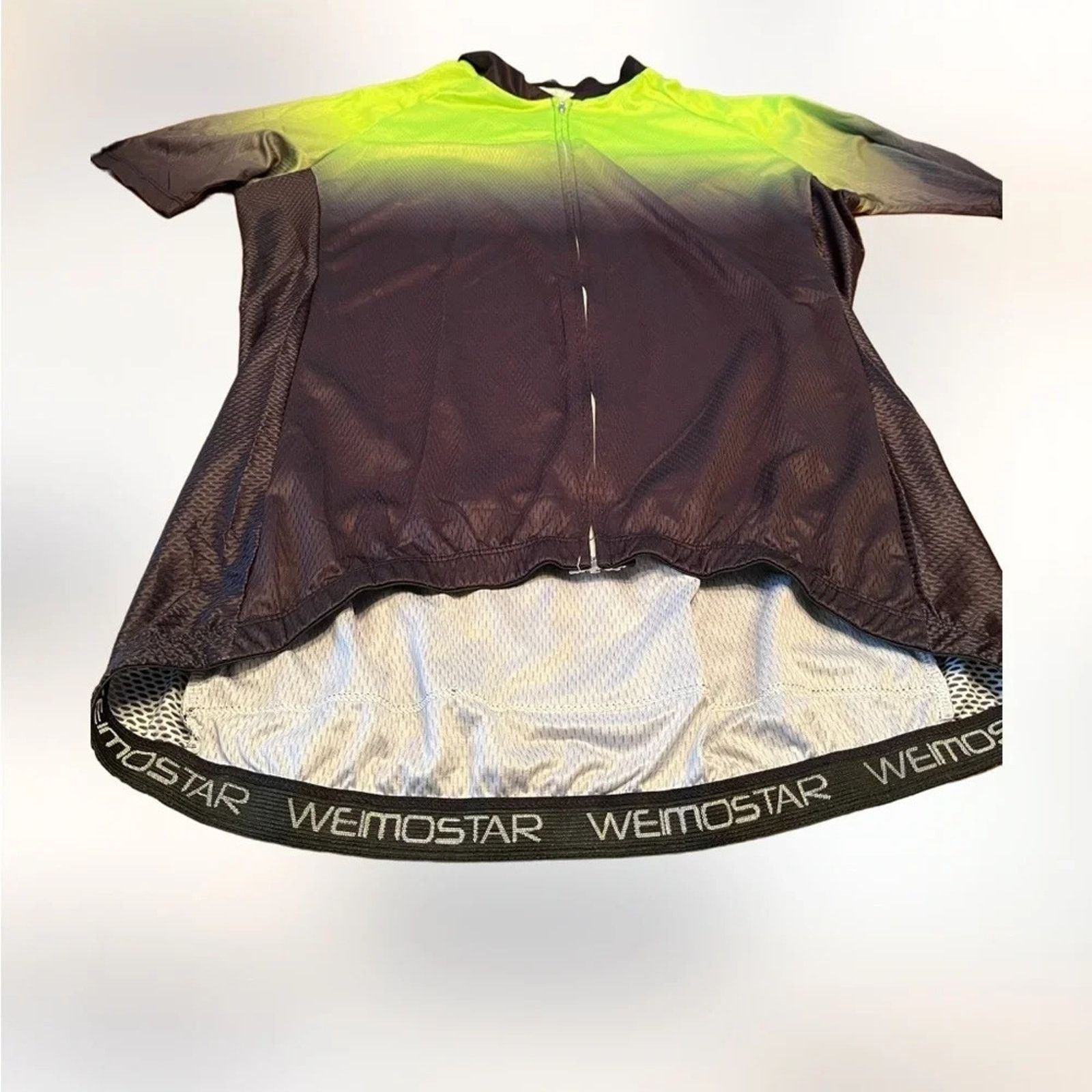 The Unbranded Brand Weimostar nylon biking jersey, size 3XL Size 3XL / US 20-22 - 1 Thumbnail