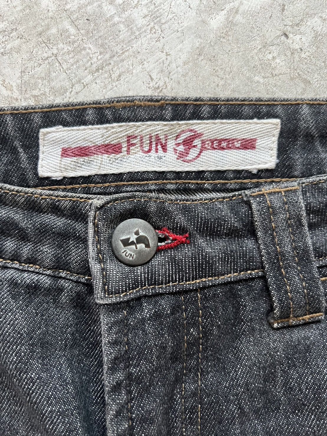 Japanese Brand Fun Denim Big Pocket Pants Size US 29 - 9 Thumbnail