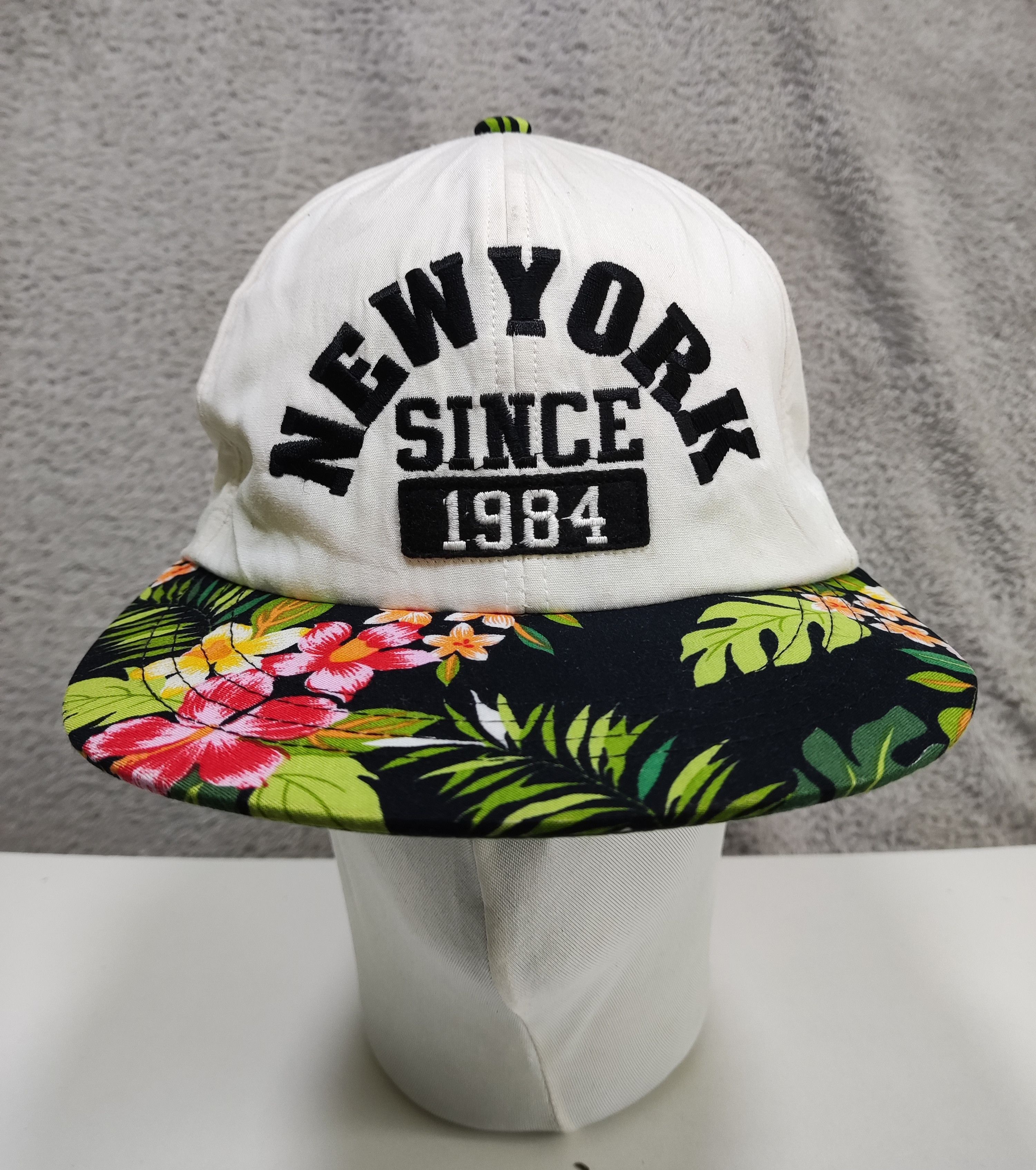 New Era Y2K Bross Bross New York Since 1984 Snapback Hat Floral Size ONE SIZE - 1 Thumbnail