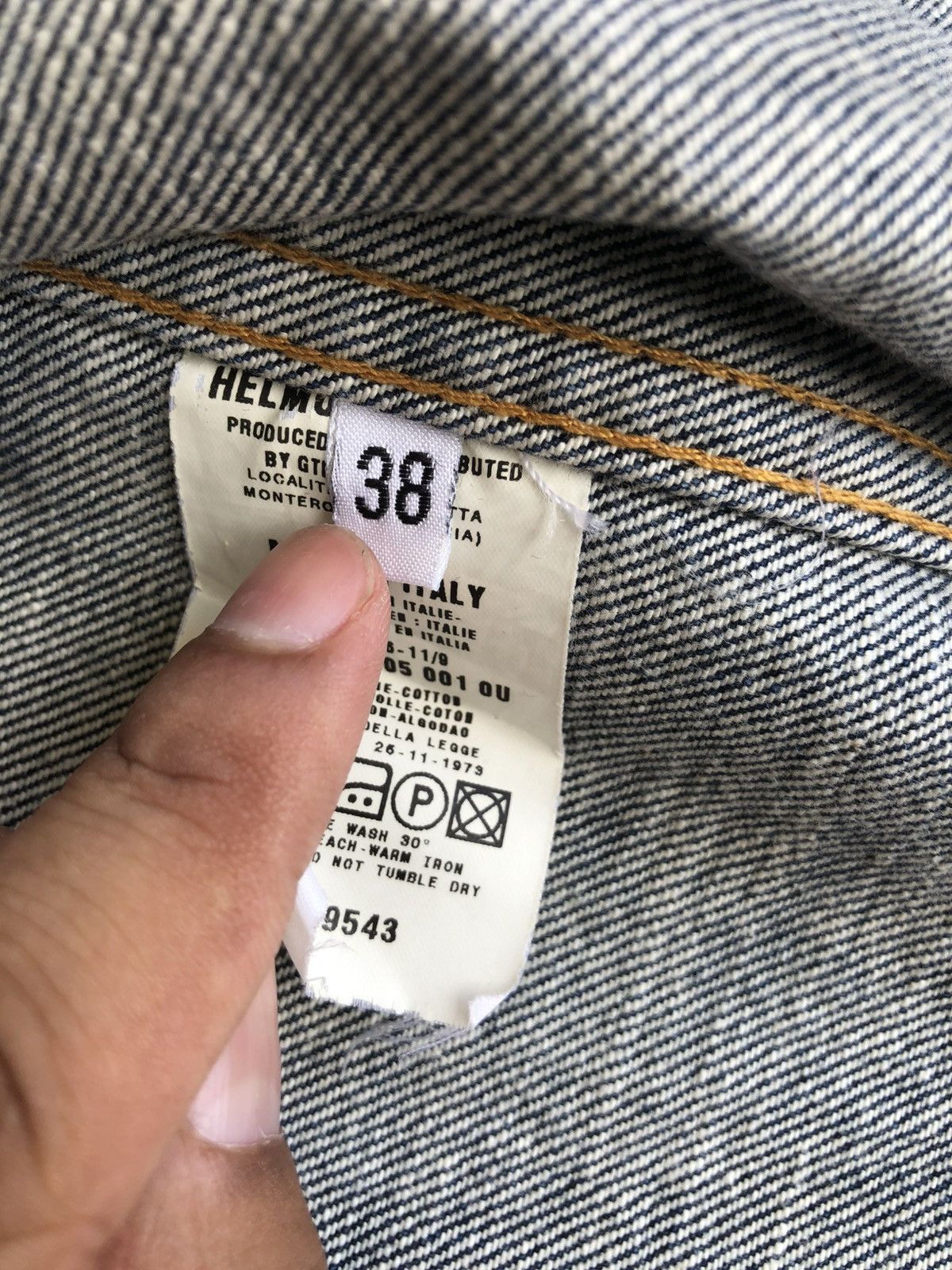 Helmut Lang Helmut Lang Denim Jacket Classic Denim Distressed Size US XS / EU 42 / 0 - 21 Thumbnail