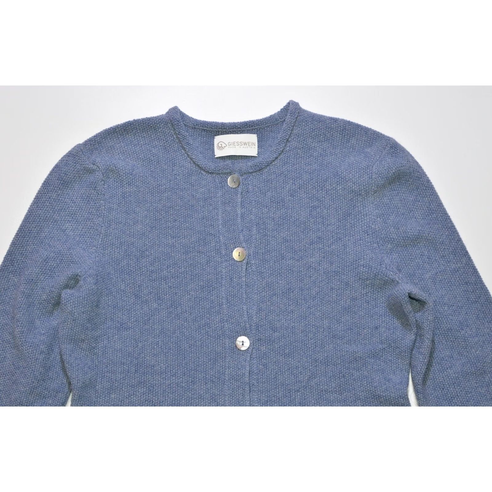 Vintage VINTAGE Giesswein Lieselotte Virgin Wool Cardigan Sweater Women Blue 42 Wool Giesswein Womens Cardigan Sweater 42 Austria Size M / US 6-8 / IT 42-44 - 2 Thumbnail