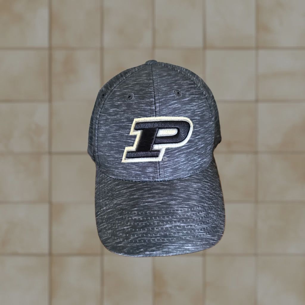 Vintage Purdue Baseball Cap Hat Boilers Boilermakers Heather Gray Beige Cap Capitvating Unisex Adults One Size Baseball Cap Mens Size ONE SIZE - 1 Thumbnail