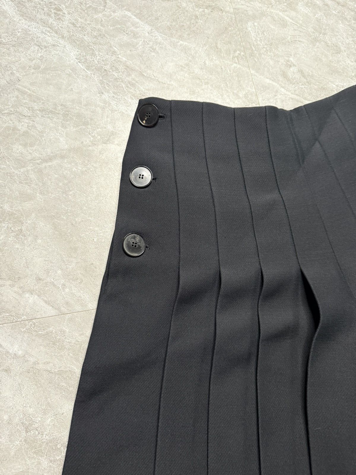 Dior Christian Dior A/W 18 Pleated High-waisted Cullotes Woolsilk Size 27" / US 4 / IT 40 - 4 Thumbnail