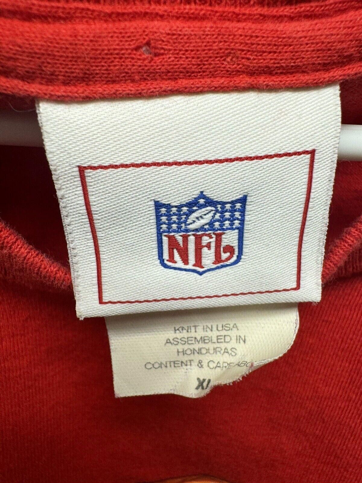 NFL × Vintage Vintage NFL Tampa Bay Buccaneers Tshirt Size US XL / EU 56 / 4 - 6 Thumbnail