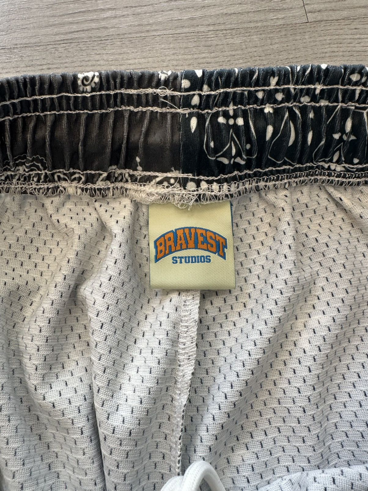 Bravest Studios Bravest Studios Shorts Paisley Patchwork Black Size US 30 / EU 46 - 3 Thumbnail