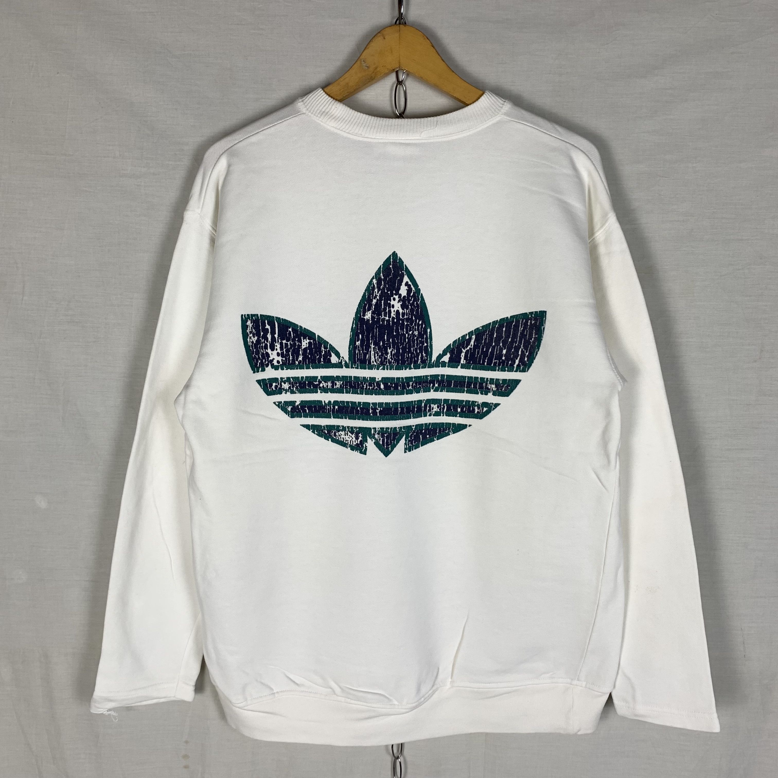Adidas Vintage Adidas Trefoil Sweatshirt Crewneck Size US M / EU 48-50 / 2 - 3 Thumbnail
