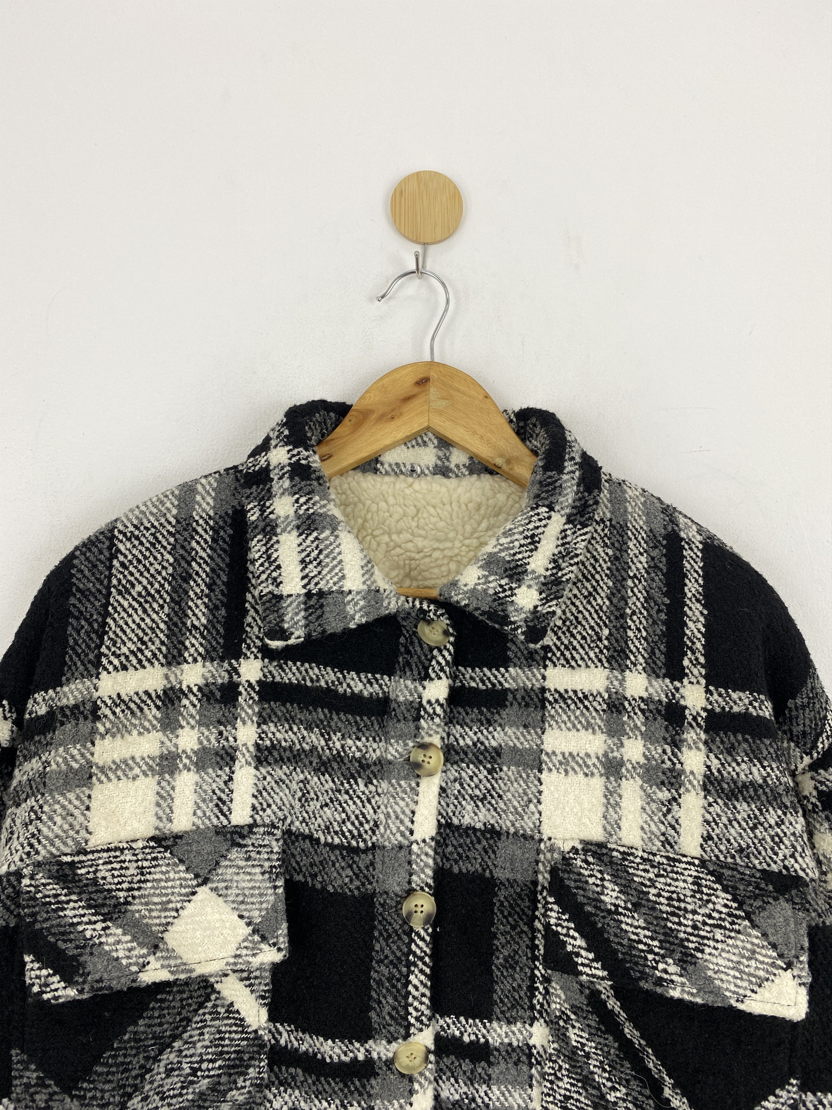 Japanese Brand Vintage 80s Japanese Brand Sherpa Wool Shadow Jacket J1891 Size US M / EU 48-50 / 2 - 2 Thumbnail
