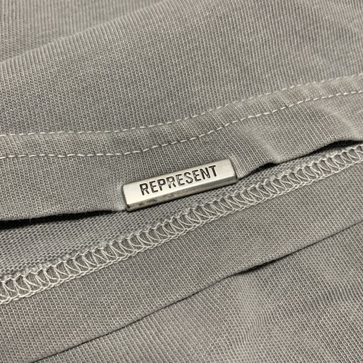 Represent Clo. Represent Medium Rock Logo Ultimate Grey Tee Size US M / EU 48-50 / 2 - 7 Thumbnail