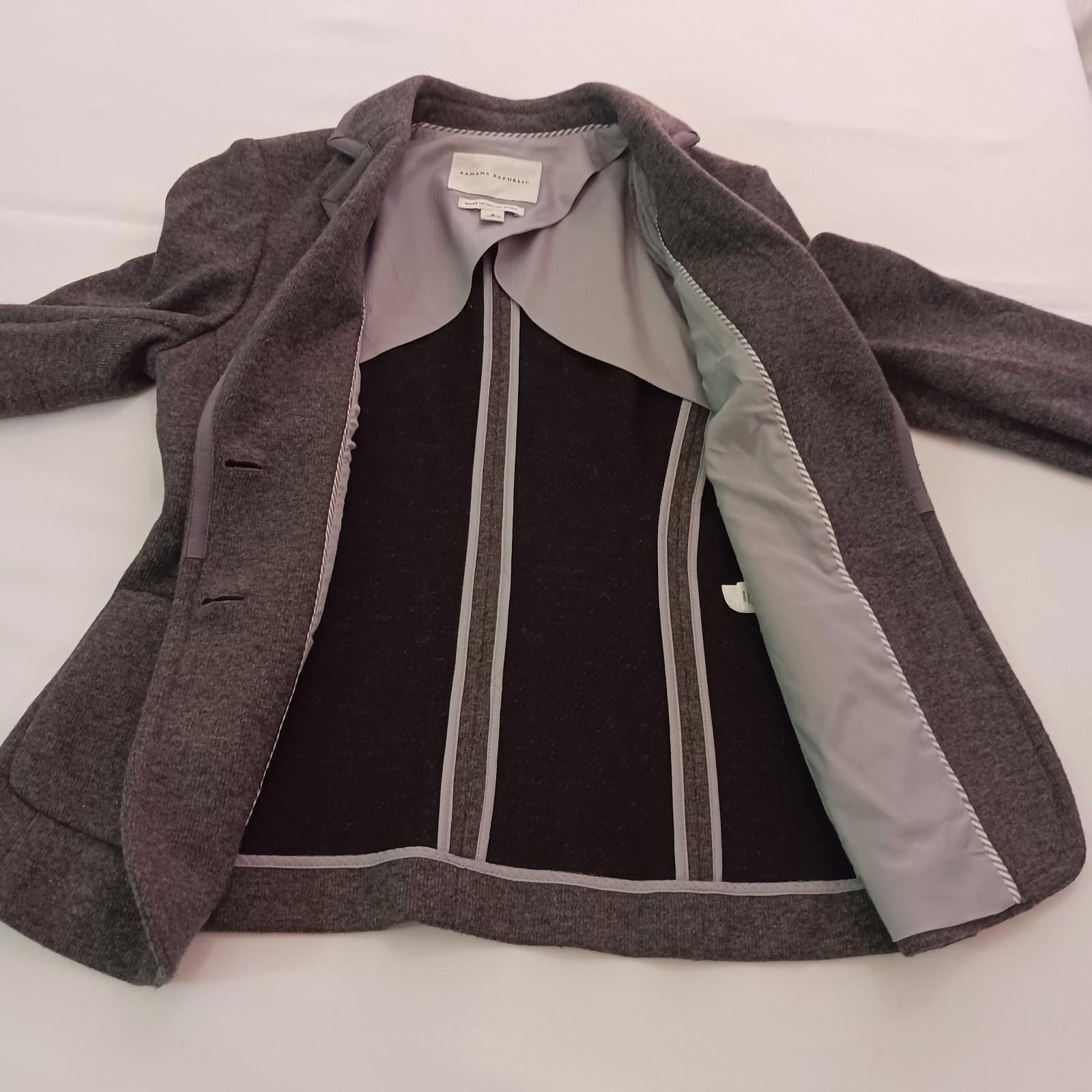 Banana Republic Banana Republic Italian Fabric Women's 6 Gray Wool Jacket Size M / US 6-8 / IT 42-44 - 8 Thumbnail