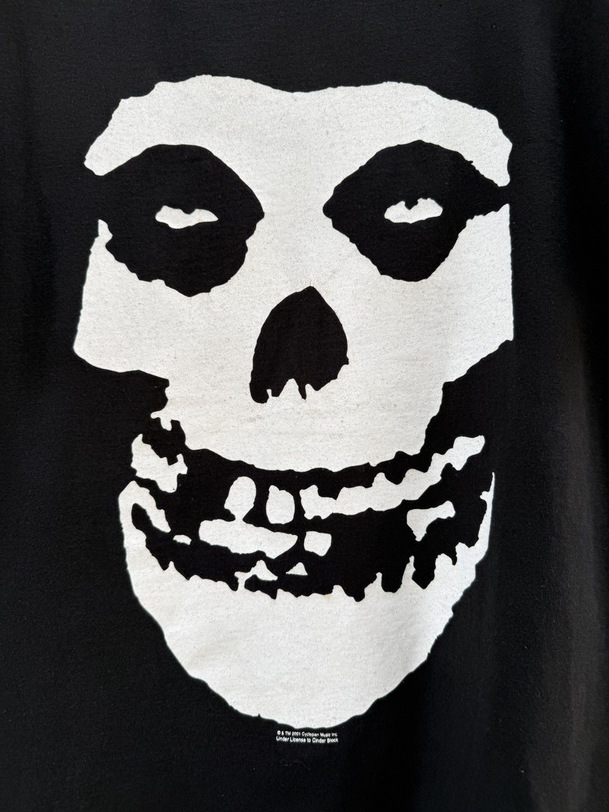 Band Tees Vintage Misfits Cyclopian Music Big Skull Face Faded Tee Size US M / EU 48-50 / 2 - 2 Thumbnail
