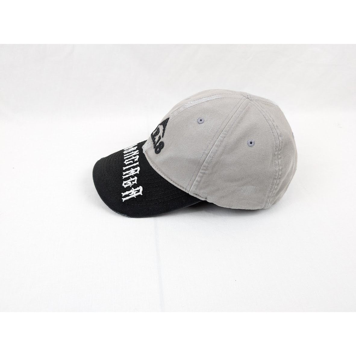 Balenciaga o1rshd1 Size: L / P.E 18 Black Logo Cap / Hat in Beige/Black Size ONE SIZE - 10 Thumbnail