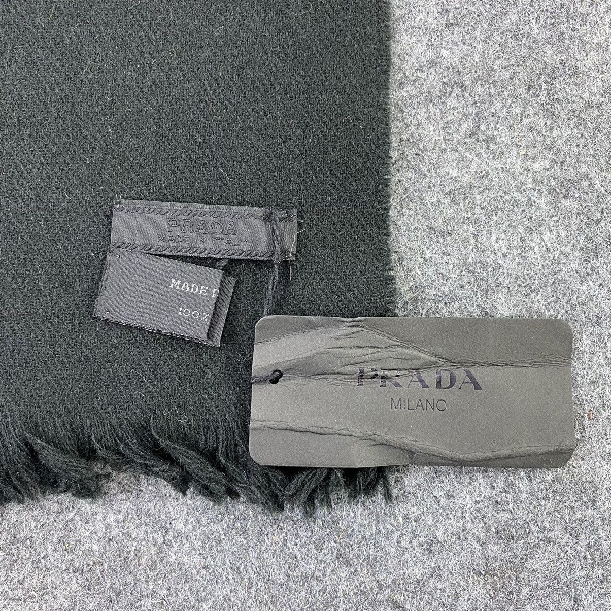 Vintage Prada Milano Wool scarf Made in italy - T1219 Size ONE SIZE - 7 Thumbnail
