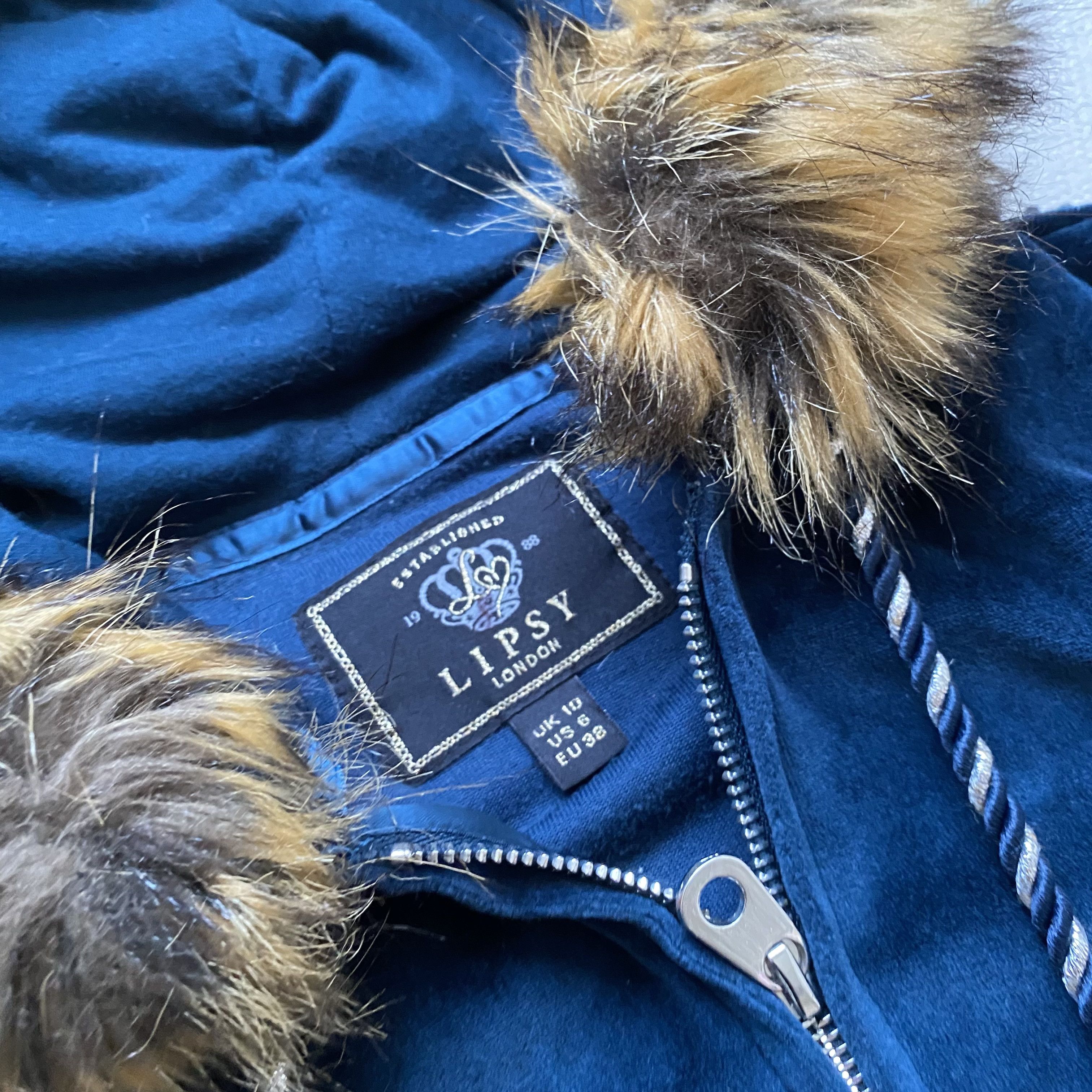 Juicy Couture If Six Was Nine Style Velour Faux Fur Zip Hoodie Y2K Crystal Size M / US 6-8 / IT 42-44 - 8 Thumbnail