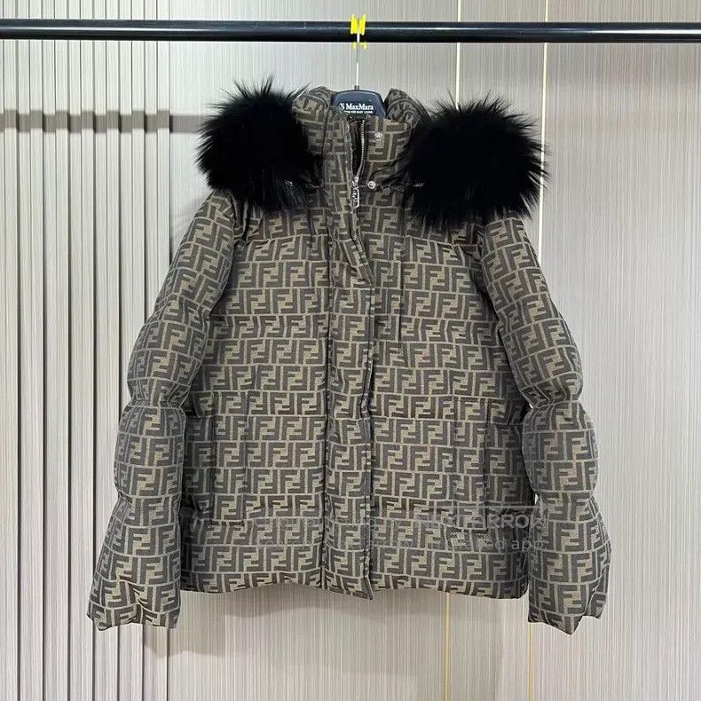 Fendi Fendi 2023 All-Over Printed Monogram Down Jacket with Fur Size M / US 6-8 / IT 42-44 - 1 Thumbnail