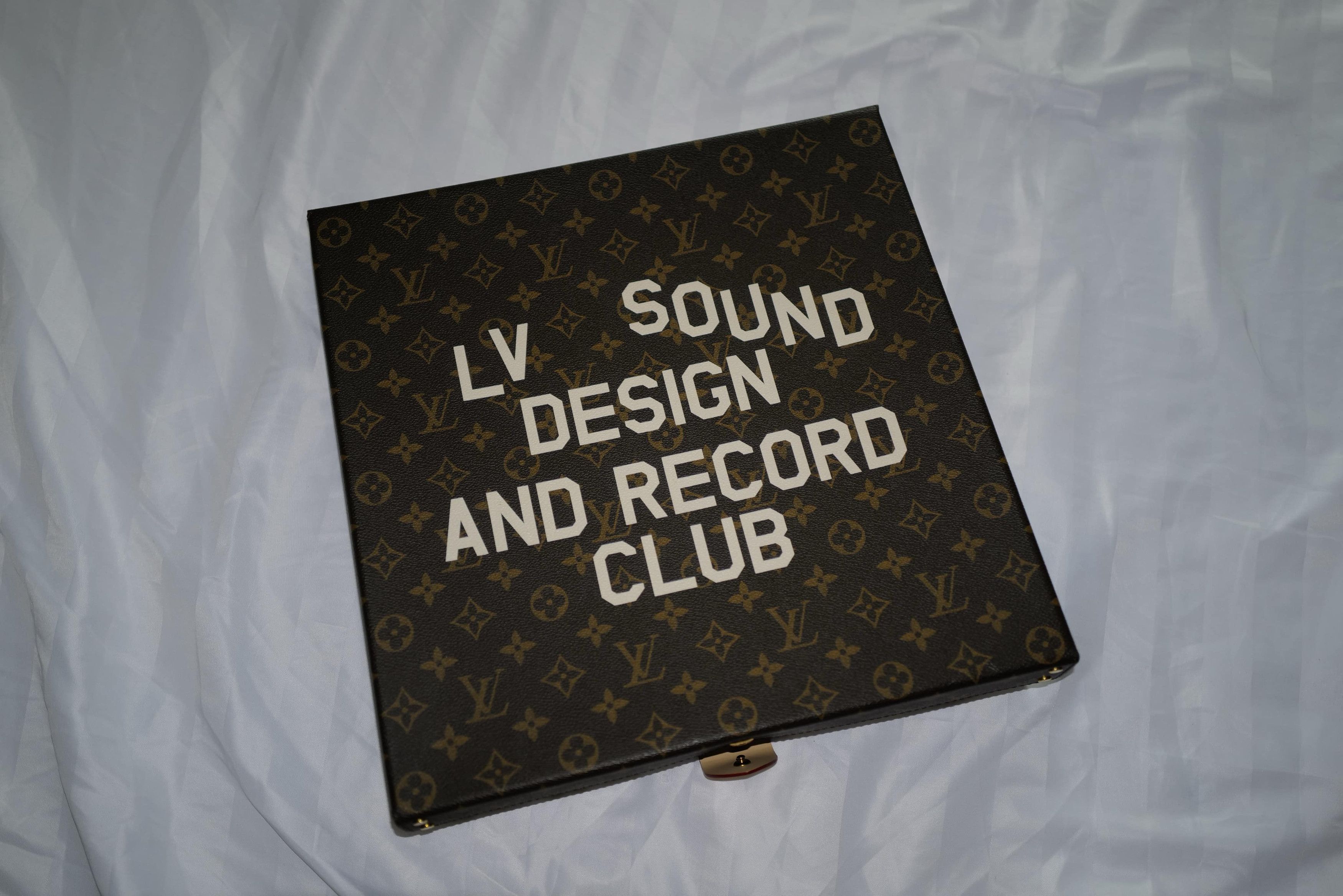 Louis Vuitton Louis Vuitton Pizza Box Case GI0634 Size ONE SIZE - 12 Thumbnail