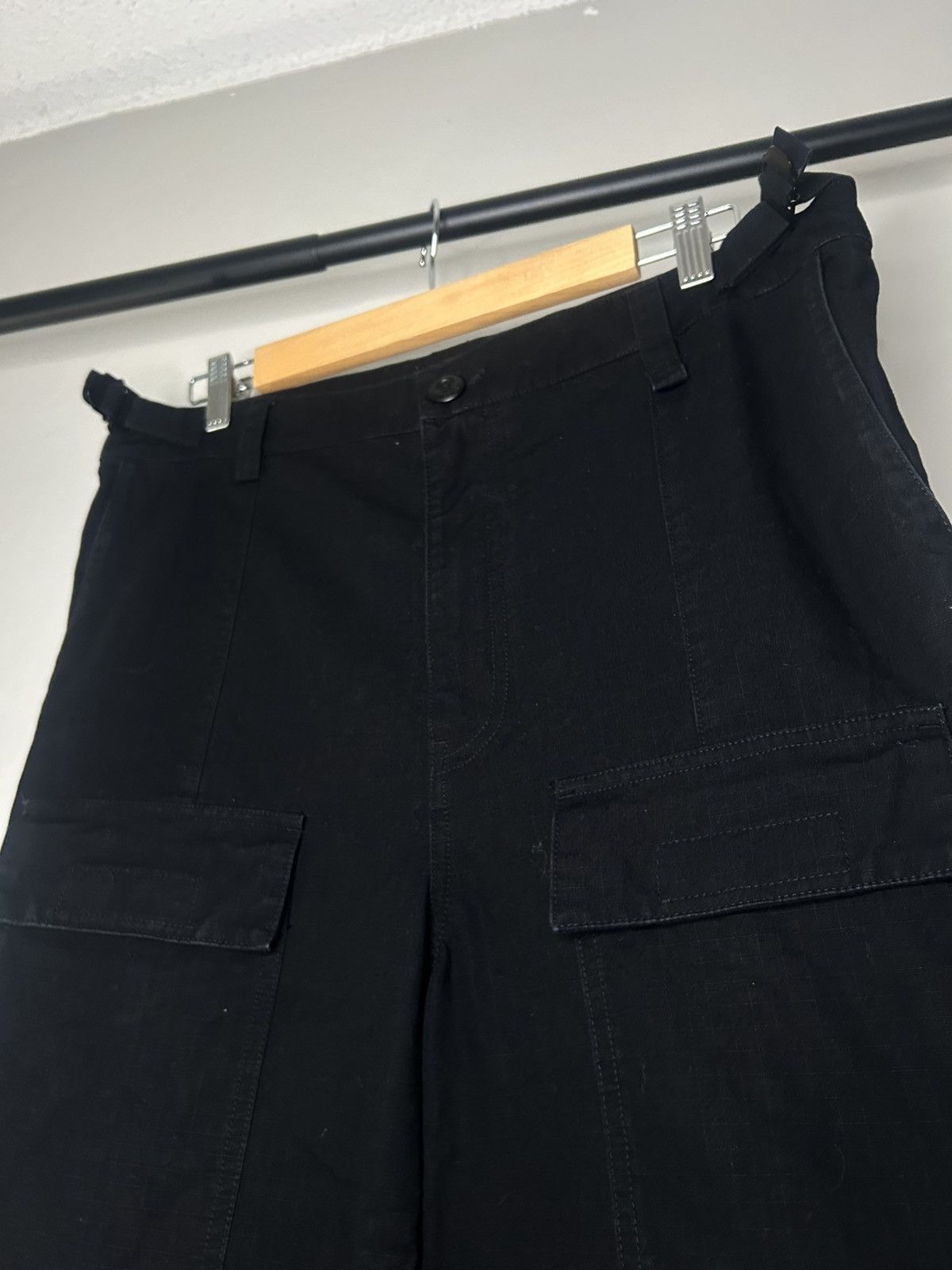 Balenciaga Balenciaga Black Flared Convertible Cargo Pants Size US 32 / EU 48 - 3 Thumbnail