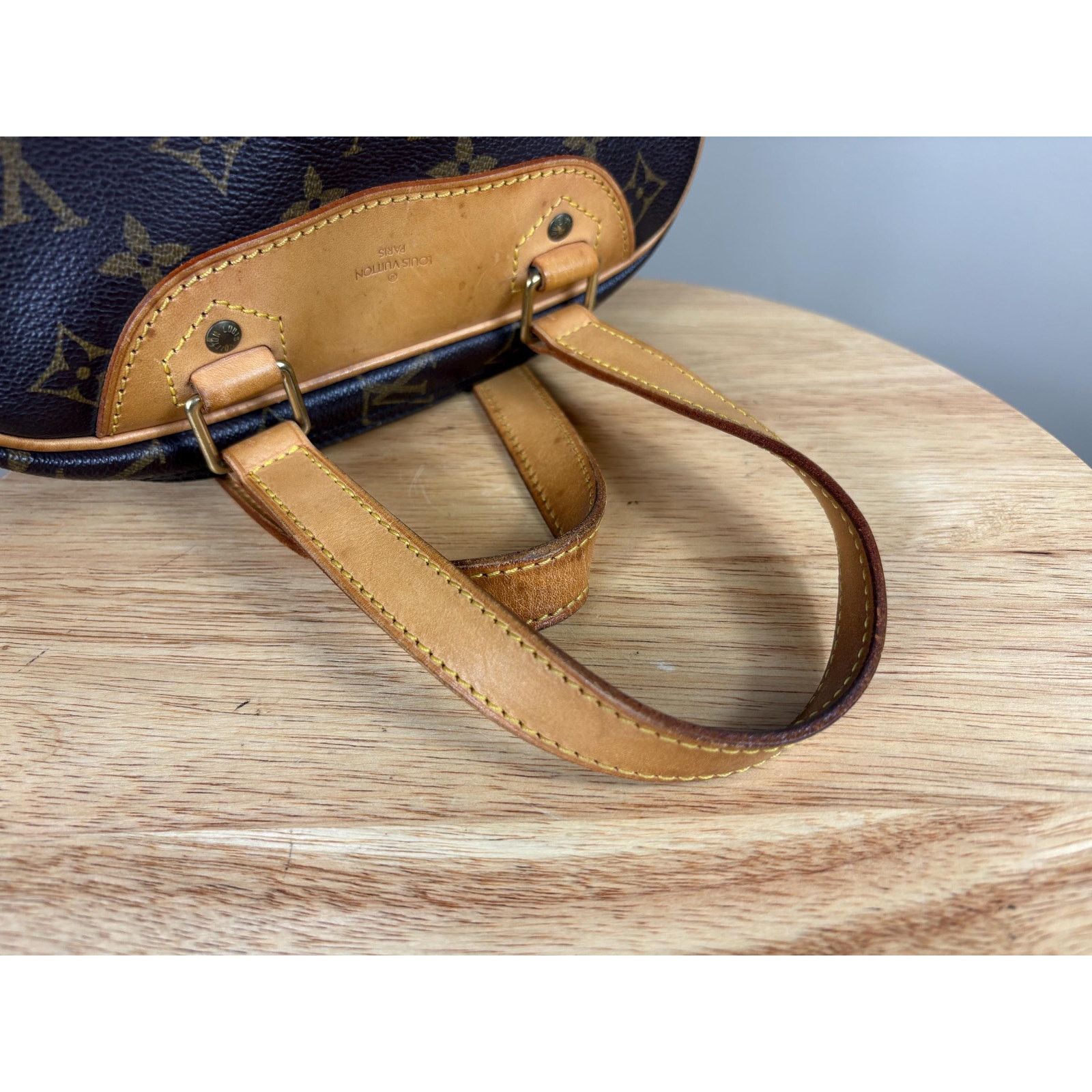 Louis Vuitton Authentic Louis Vuitton Excursion Hand Bag Monogram Size ONE SIZE - 9 Thumbnail