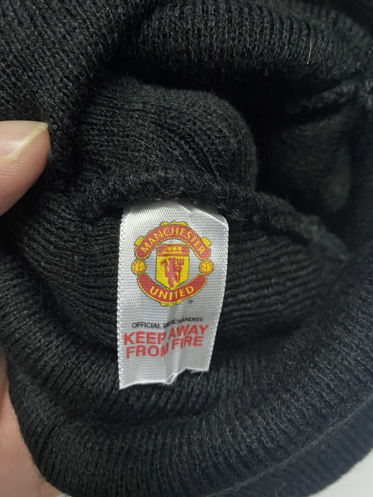 Other Manchester United Small Patches Beanie Size ONE SIZE - 4 Thumbnail
