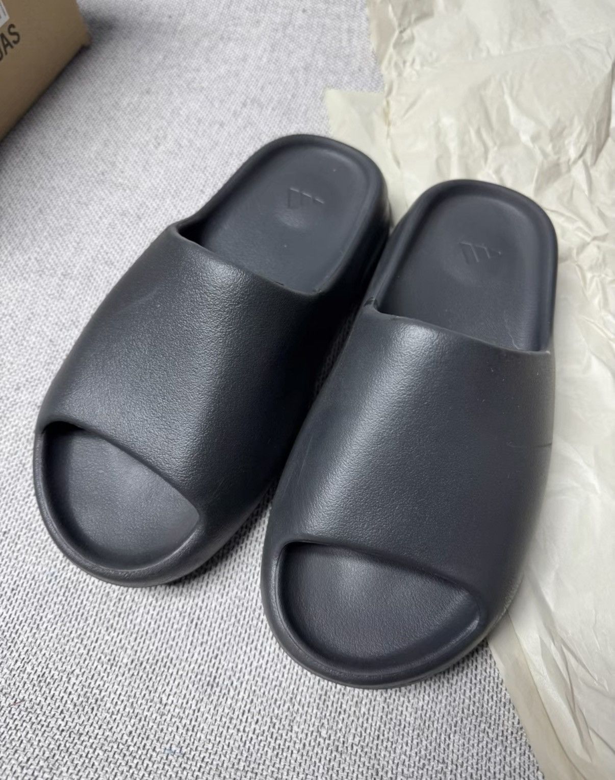 Adidas Adidas Yeezy Slide Onyx HQ6448 K37 Size US 8 / EU 41 - 1 Thumbnail