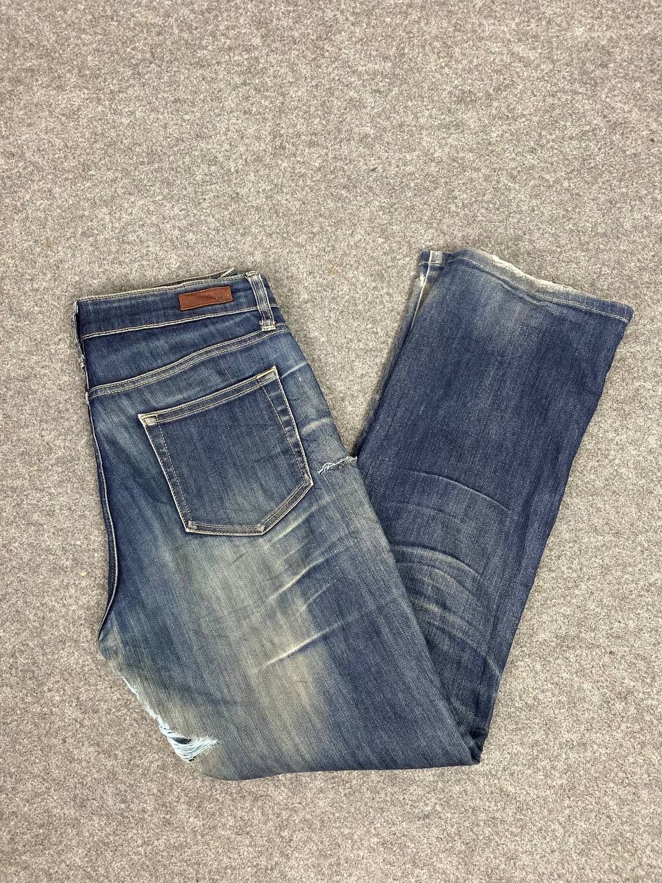 uniqlo regular fit bootcut high rise distressed denim - Main Image