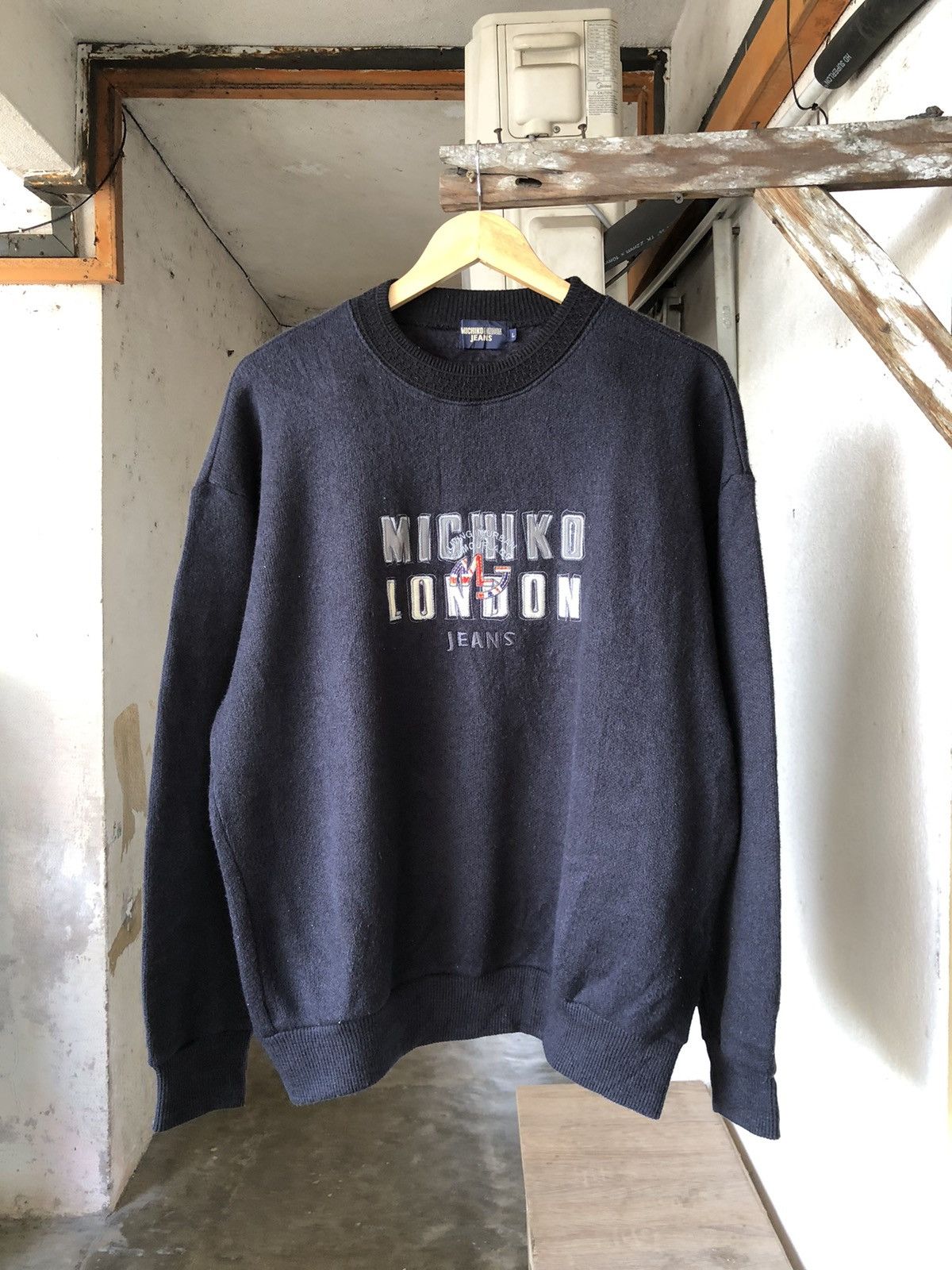 Michiko Koshino London Vintage 90s Michiko London Jeans Embroidery Logo Sweatshirt Size US L / EU 52-54 / 3 - 3 Thumbnail