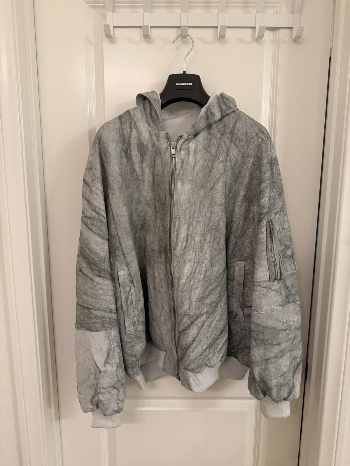 Alexander Digenova leather bomber light
