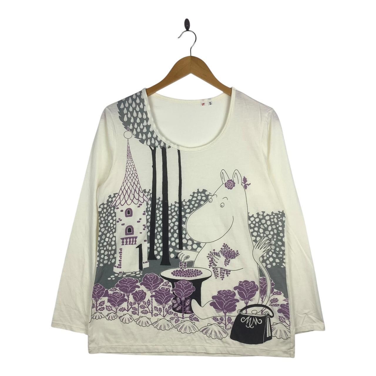 Uniqlo UT UNIQLO x THE MOOMIN Moominmamma Flower Tee Shirt Size XL / US 12-14 / IT 48-50 - 1 Thumbnail