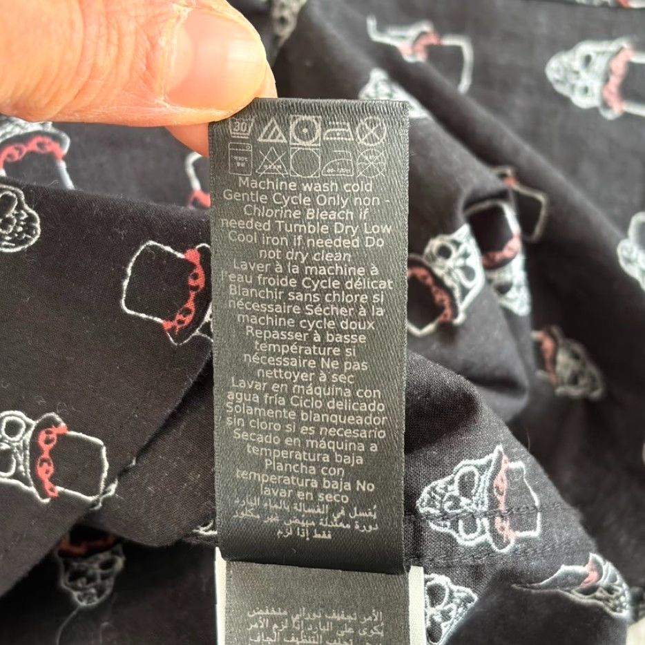 John Varvatos John Varvatos Skull Top Hat Print Shirt Black Men L Short Sleeve Button-Up Geometric Gothic Rock n Roll Vibes (Mens) Size US L / EU 52-54 / 3 - 7 Thumbnail