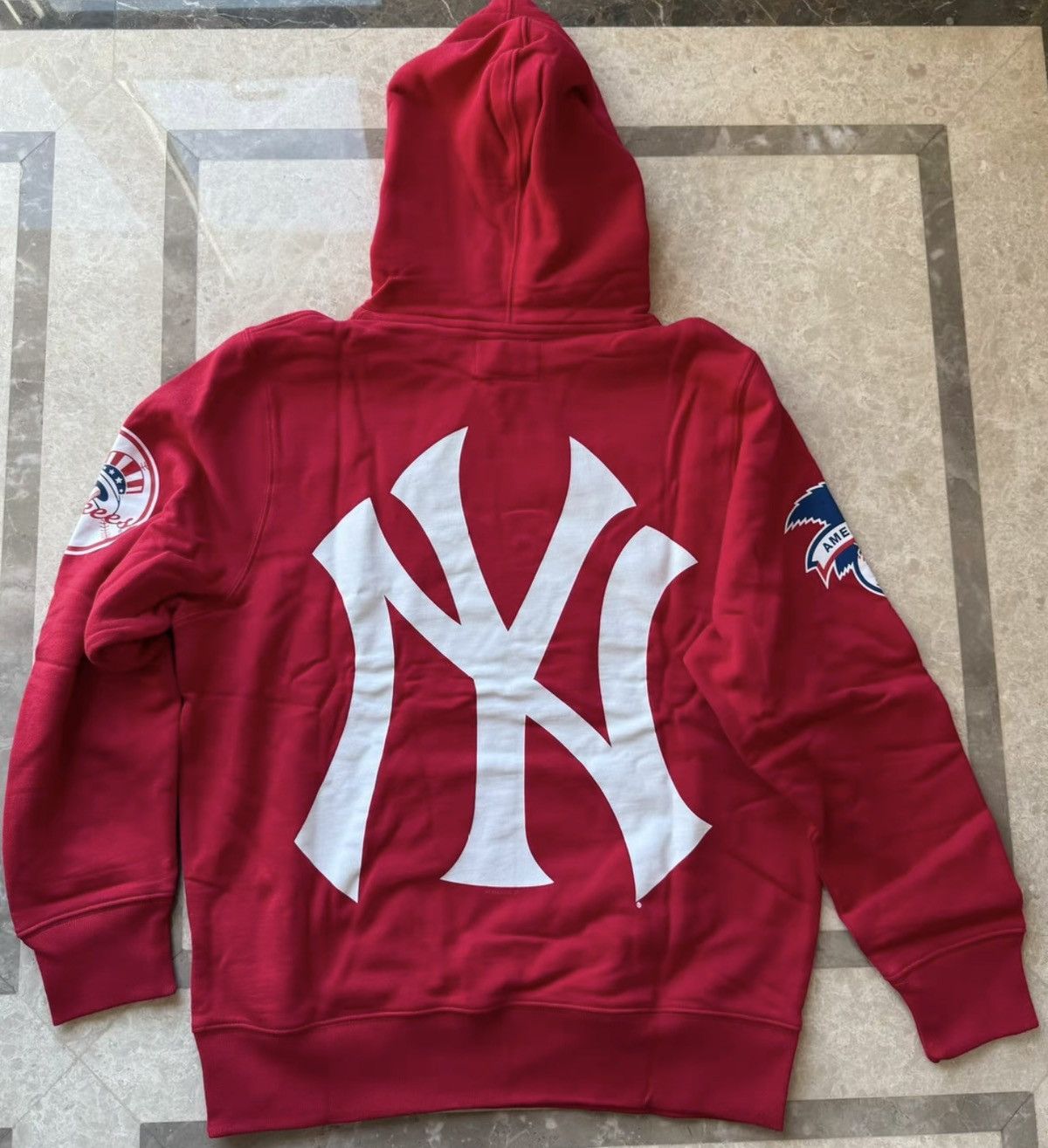 Supreme Supreme ss15 yankees hooded sweatershirt red new Size US M / EU 48-50 / 2 - 2 Thumbnail