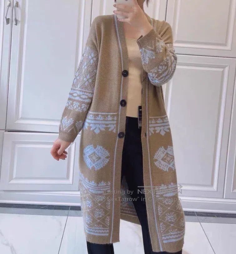 Hermes Hermes Brown snowflake inlay cashmere V-neck single-breast Size XS / US 0-2 / IT 36-38 - 9 Thumbnail