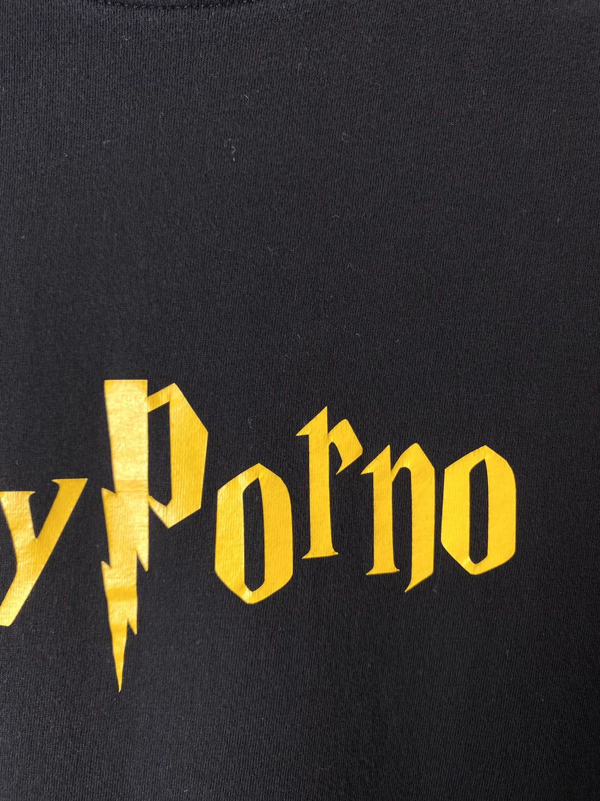 Hook-Ups × Vintage Rare! Vintage 1990’s Harry Potter Porno Movie T Shirt Size US S / EU 44-46 / 1 - 4 Thumbnail