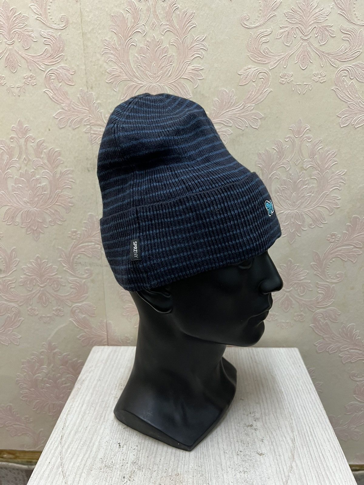 Keith Haring Keith Haring Uniqlo Striped Design Beanie Hats Size ONE SIZE - 4 Thumbnail