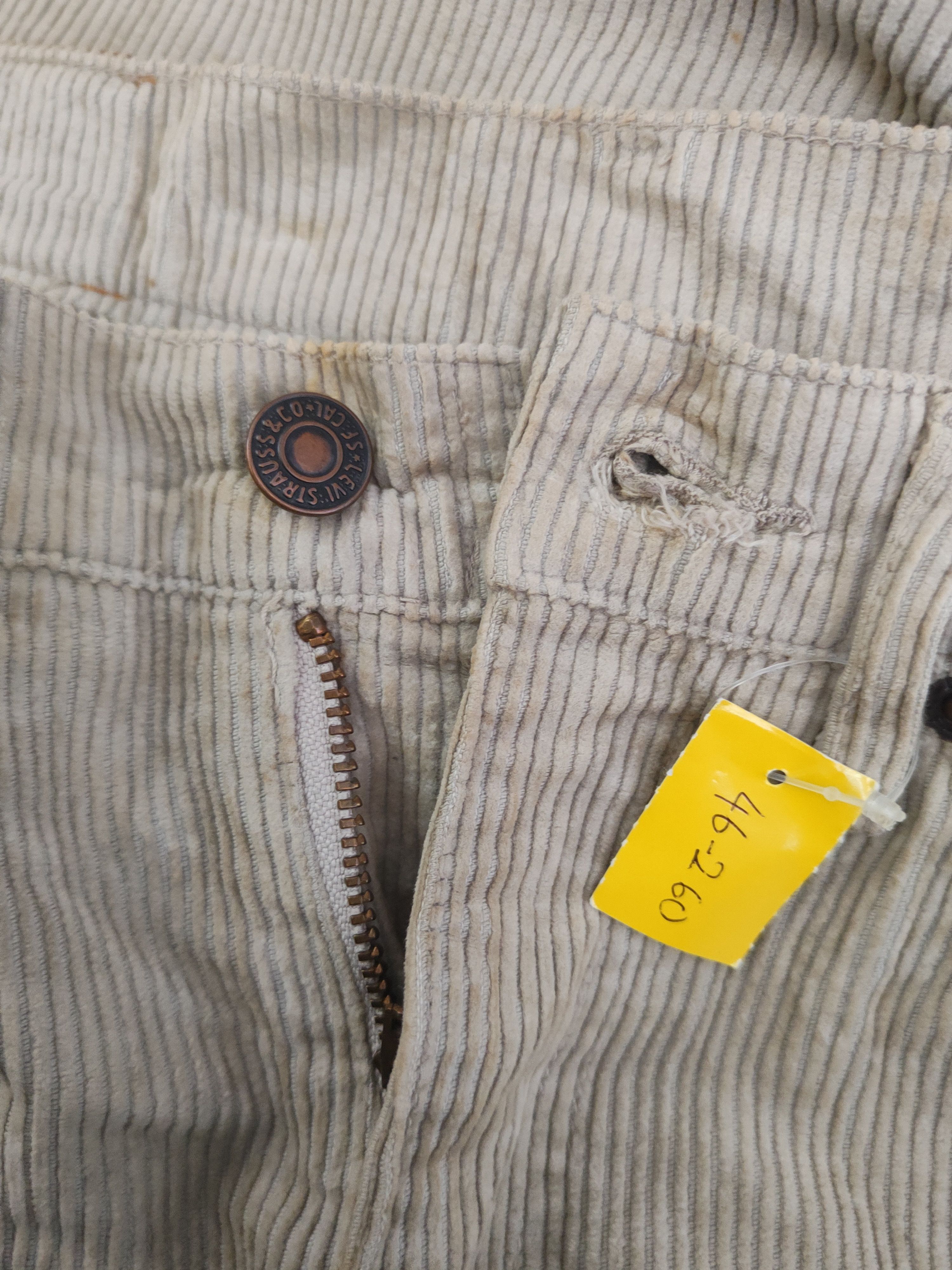 Levi's DL Levi's Beige Multipocket Corduroy Pants #46-260T Size US 31 - 16 Thumbnail