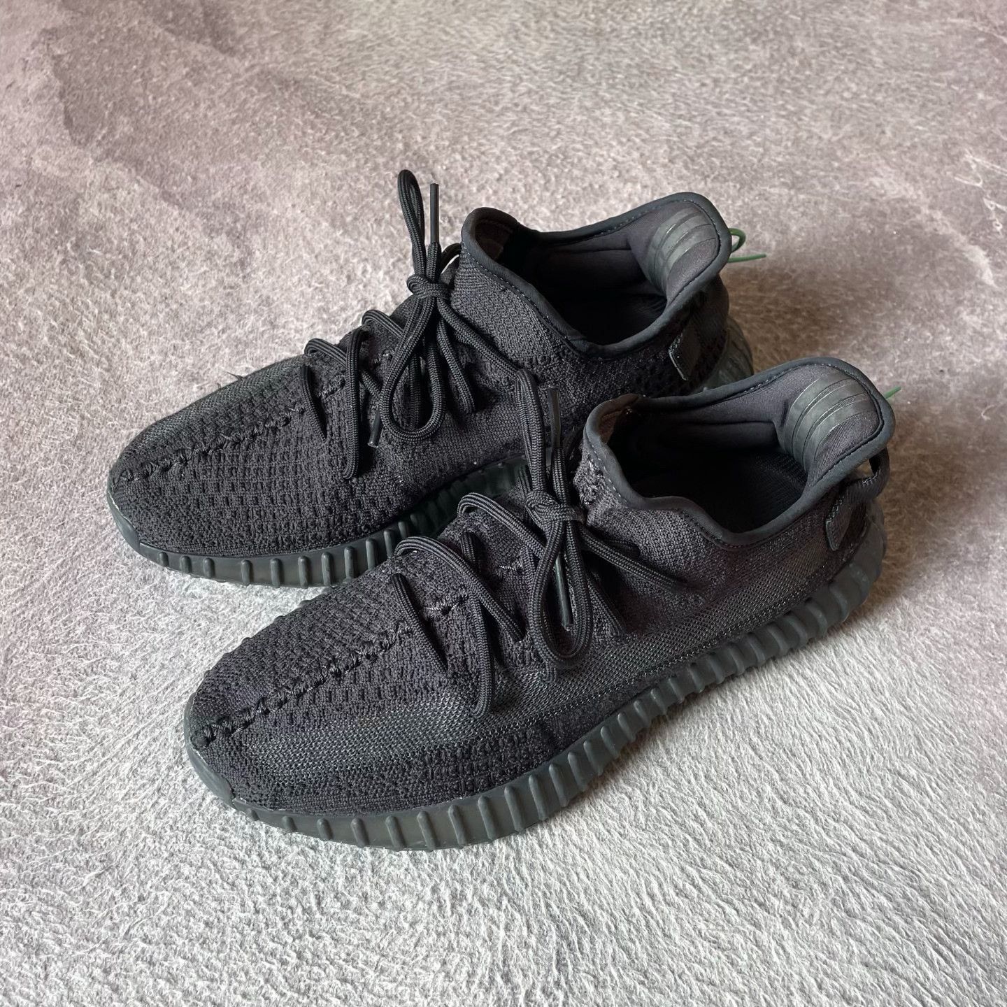 Yeezy Yeezy Black Lowtop Sneakers 43 Men Size US 10 / EU 43 - 1 Thumbnail