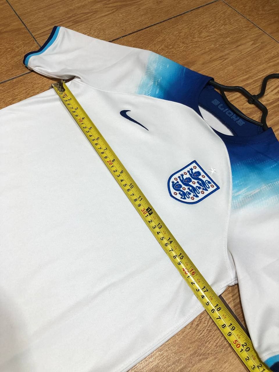Nike KIDS NIKE England Home Jersey Vintage StreetWear Size US XL / EU 56 / 4 - 10 Thumbnail