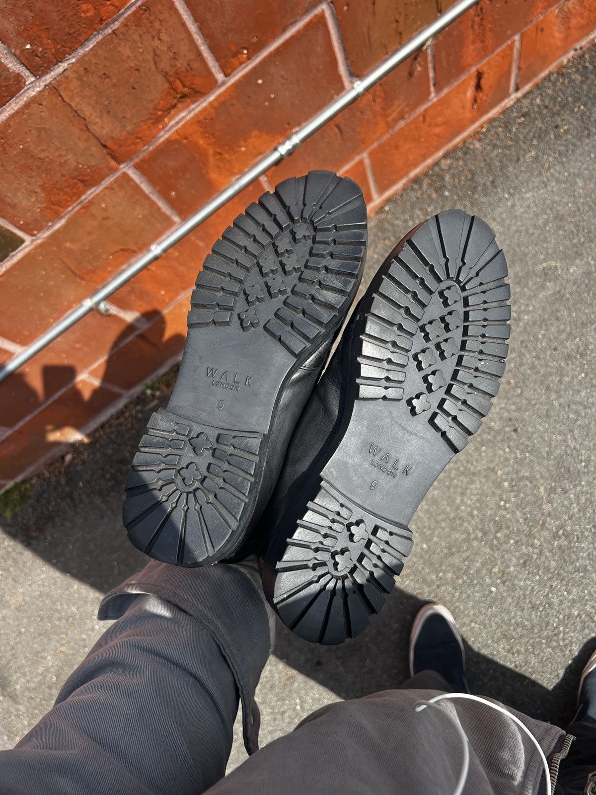 Walk London Hiker boot Size US 10 / EU 43 - 4 Thumbnail