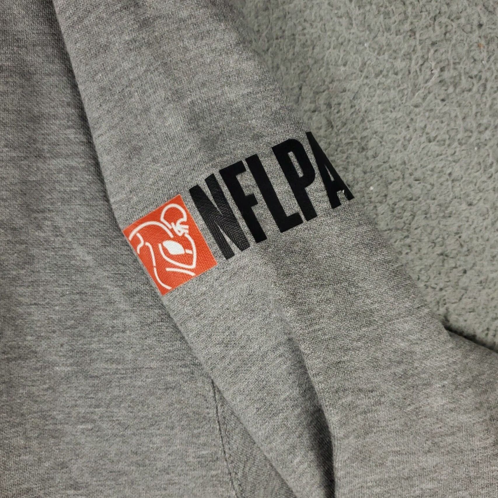 Mitchell & Ness VINTAGE Mitchell & Ness Sweater Pullover Mens Size 2XL Gray Cotton Fleece Casual Size US XXL / EU 58 / 5 - 3 Thumbnail
