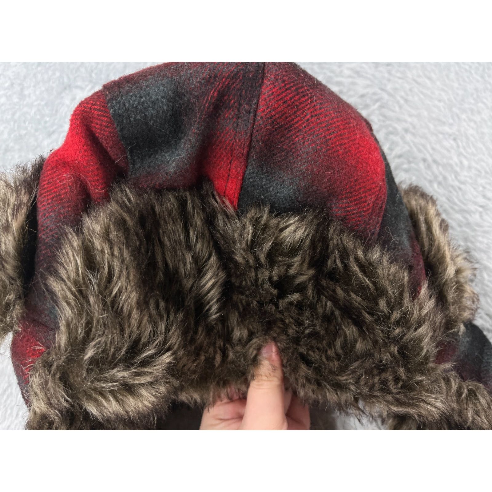 Walmart VINTAGE Trapper Hat Men One Size Red Plaid Acrylic Polyester Faux Fur Ear Flap Knit Lightweight Adjustable Casual Hunting Outdoor December 90s? Size ONE SIZE - 2 Thumbnail