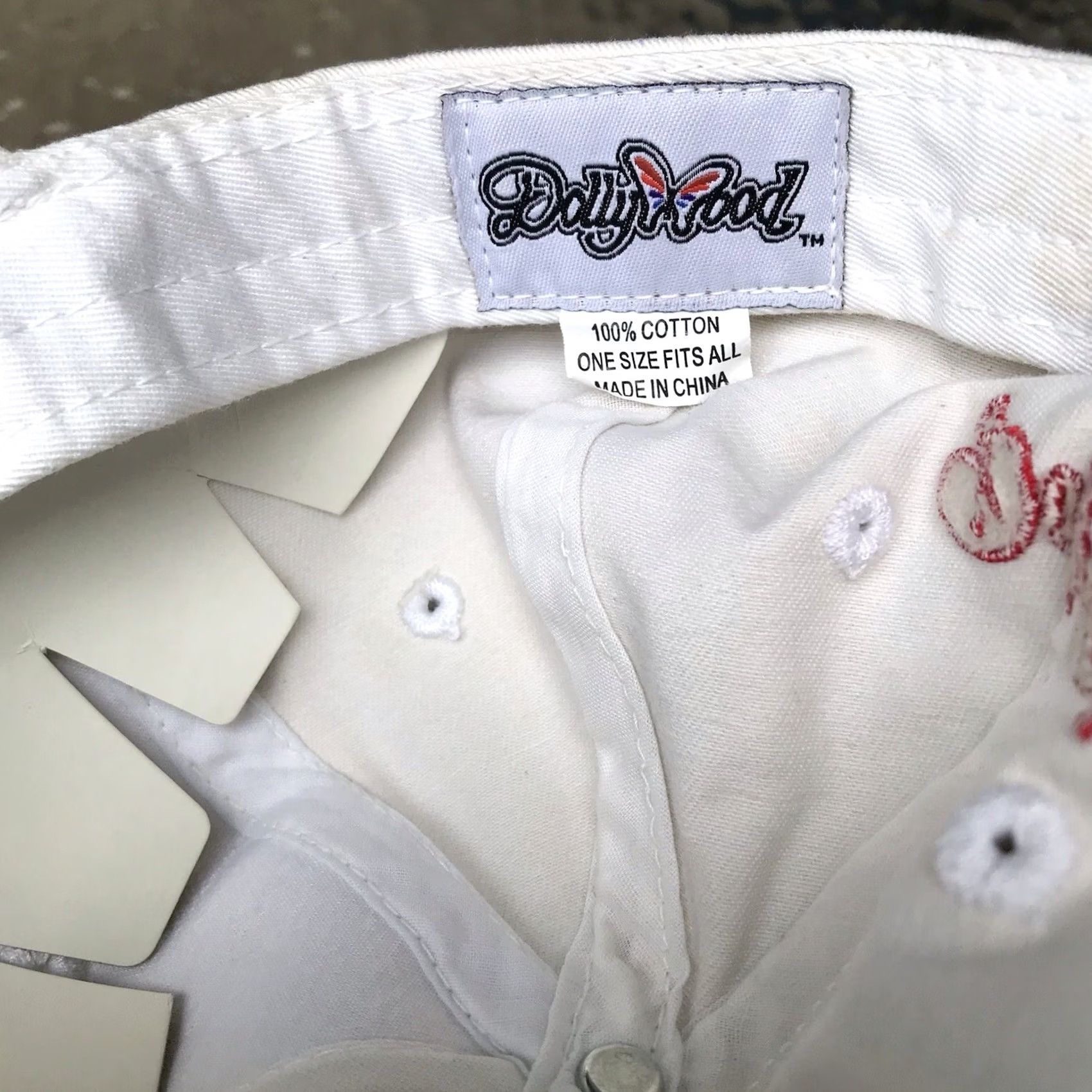 Vintage VINTAGE Dollywood Dolly Parton Chasing Rainbows Embroidered Adjustable Cap Hat OS Unisex Adults Beige Cotton Baseball Hat Womens Mens Size ONE SIZE - 4 Thumbnail