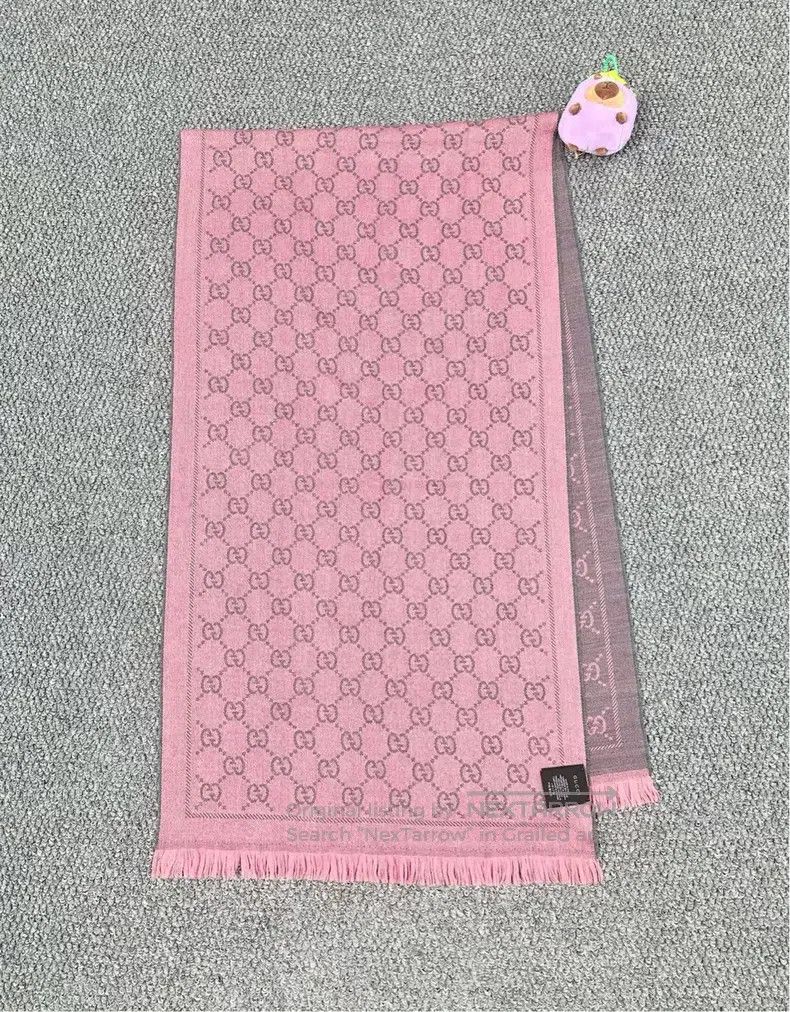 Gucci Gucci Gray-pink double-sided full-print logo tassel wool s Size ONE SIZE - 1 Thumbnail