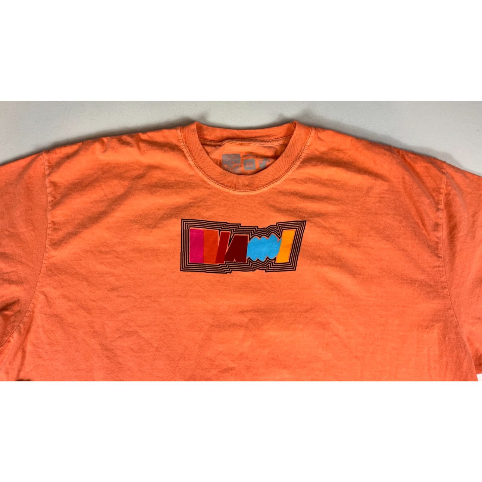 Vintage NWT Court Culture Miami Heat Mashup Ball Tee Melon Sz 2XL Size US XXL / EU 58 / 5 - 4 Thumbnail