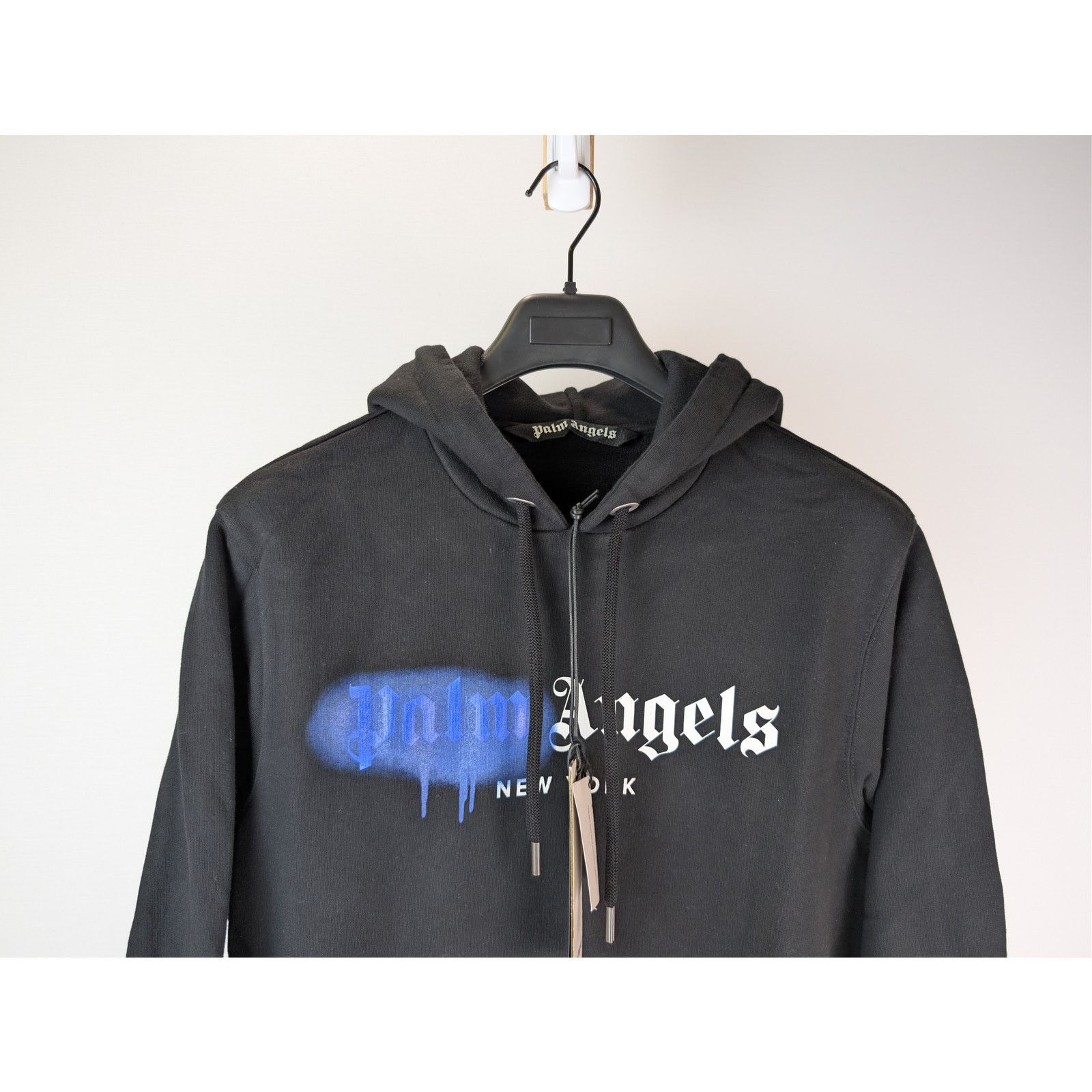 Palm Angels o1rshd1 New York Sprayed Logo Hoodie in Black / Blue Size US S / EU 44-46 / 1 - 3 Thumbnail