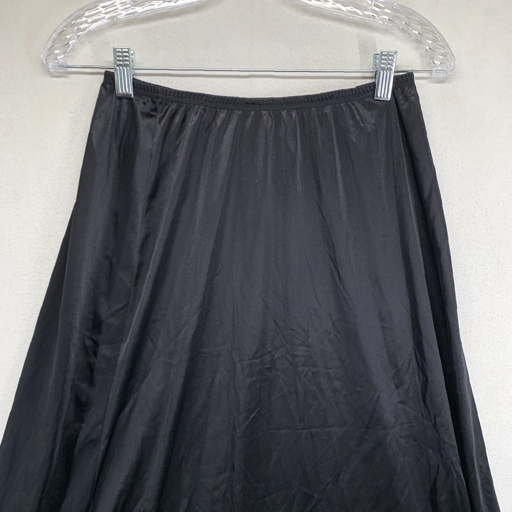 Vintage VINTAGE Vanity Fair Women's Slip Black Nylon 1970s Medium 30in Rockabilly Made in USA Size ONE SIZE - 3 Thumbnail