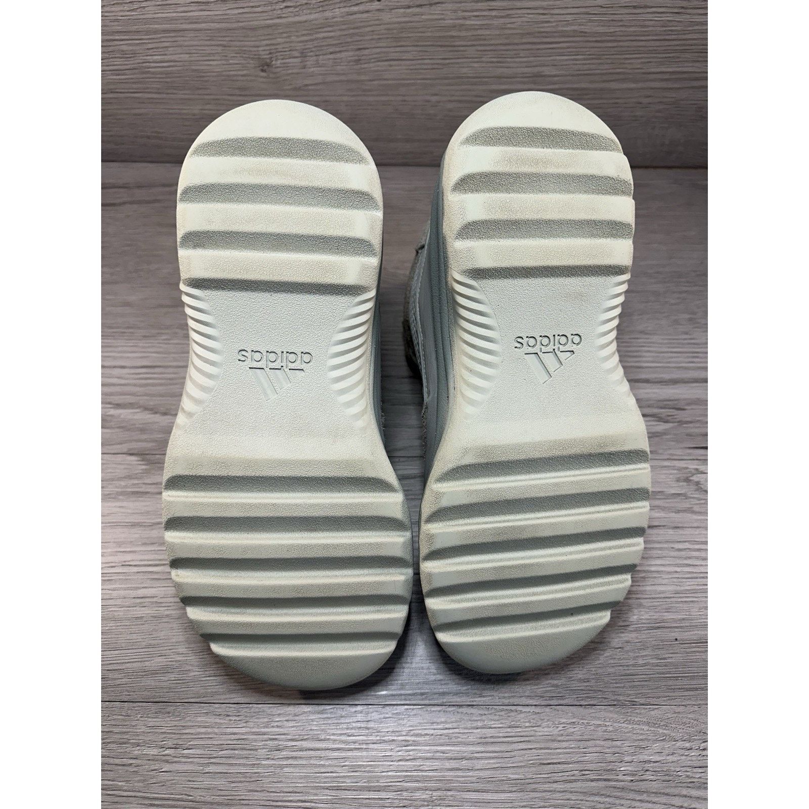 Adidas Adidas Yeezy Desert Boot Salt - Size 9.5 (FV5677) Size US 9.5 / EU 42-43 - 6 Thumbnail