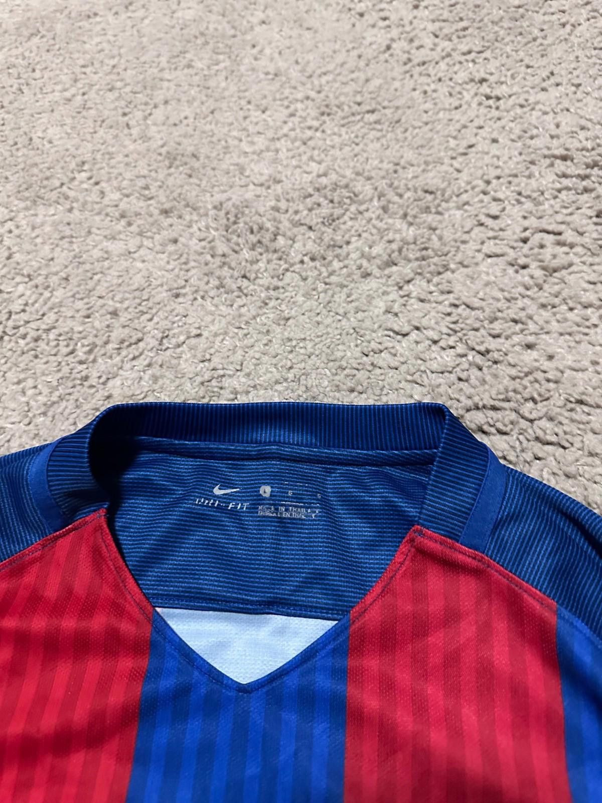 Nike FC Barcelona 2016-17 Home Football Soccer Jersey Nike Sz L Size ONE SIZE - 5 Thumbnail