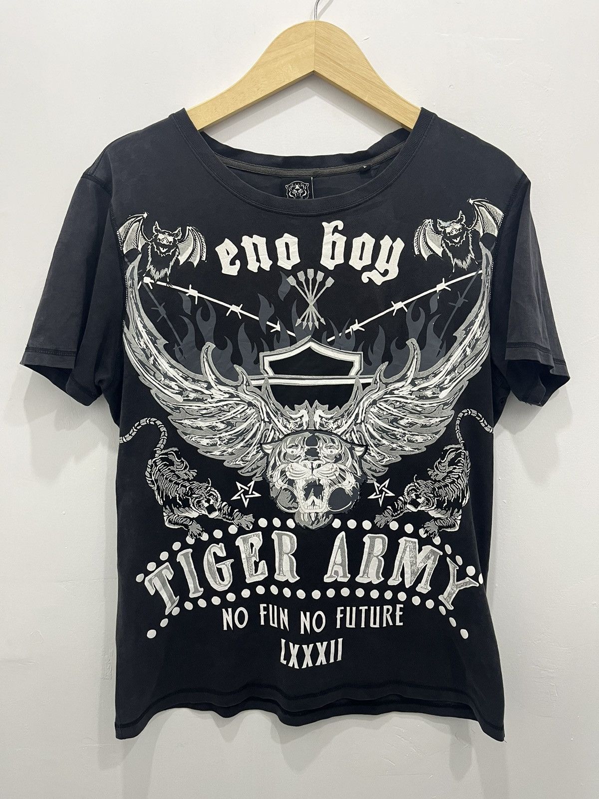 Japanese Brand Poem Animal Tribal Gothic Graphic LGB Style