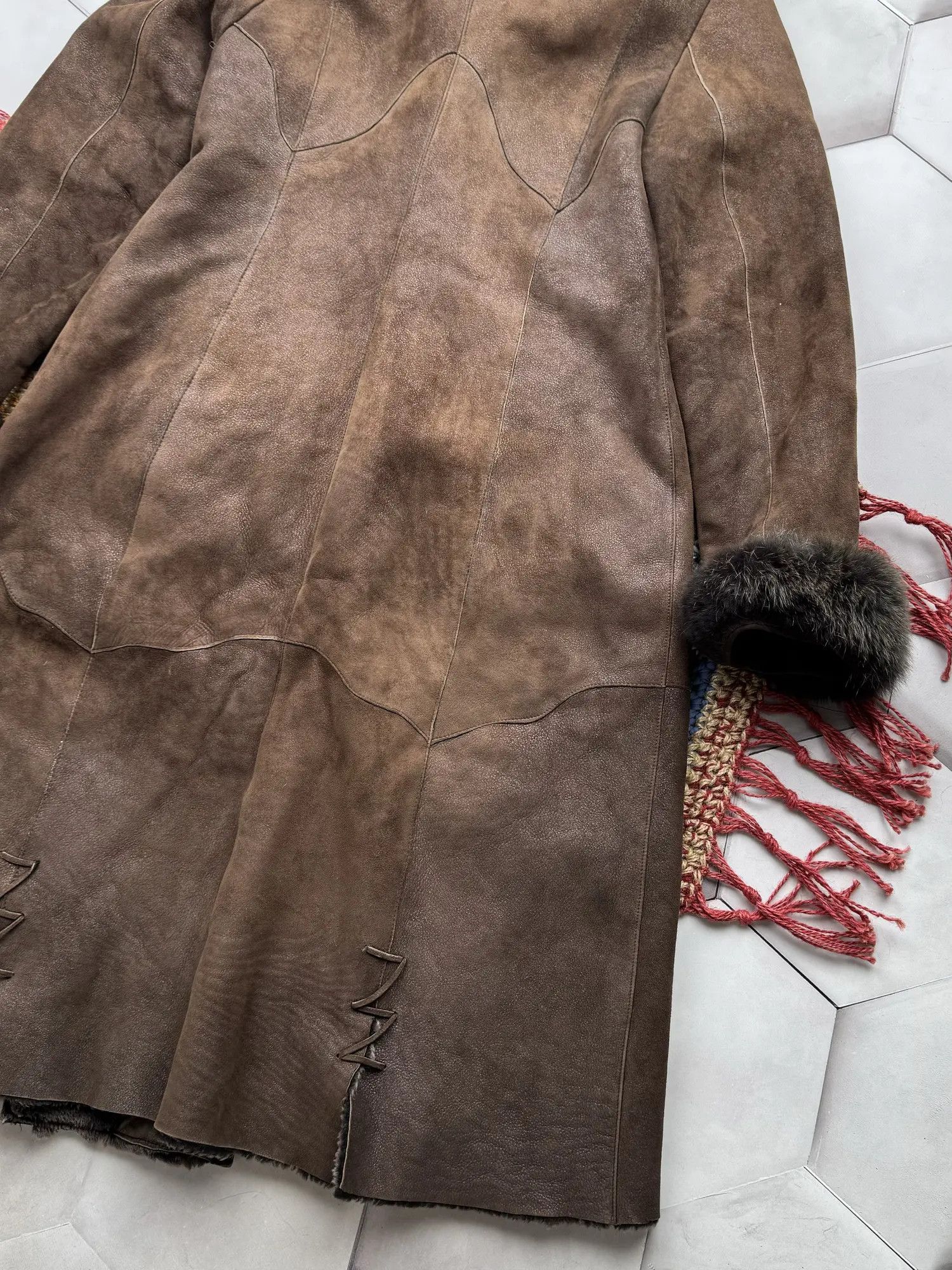 Vintage Vintage Real Sheepskin Coat (E4) Size M / US 6-8 / IT 42-44 - 9 Thumbnail